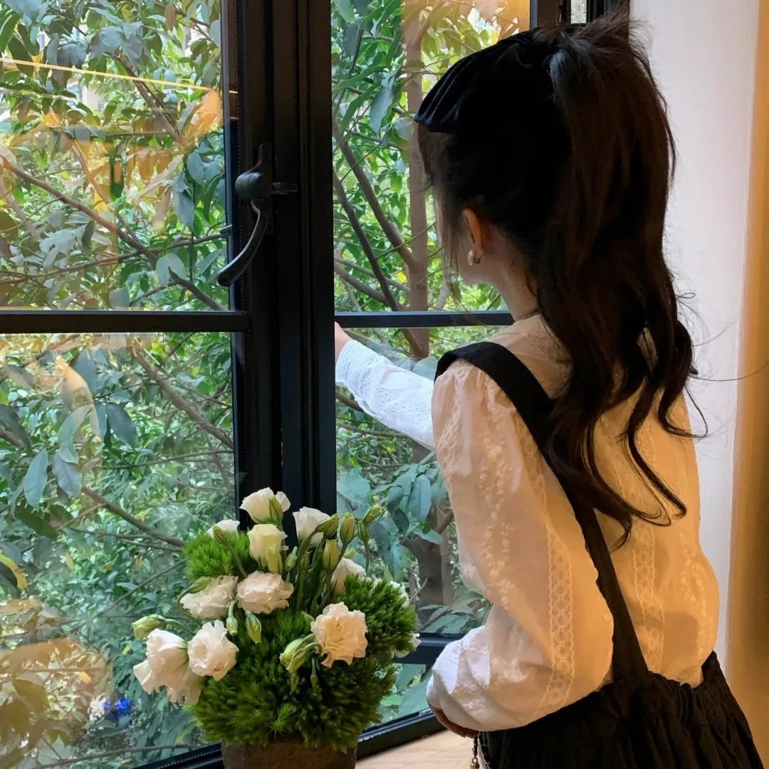 一个女王的少女时代